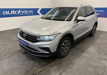 VW Tiguan Volkswagen Life 2.0 TDI DCC ACC HUD