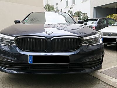 BMW 540d xDrive Touring A - Scheckheft gepflegt-TOP