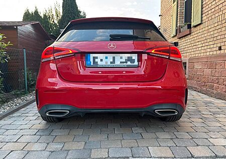 Mercedes-Benz A 200 - AMG Line mit Night Paket