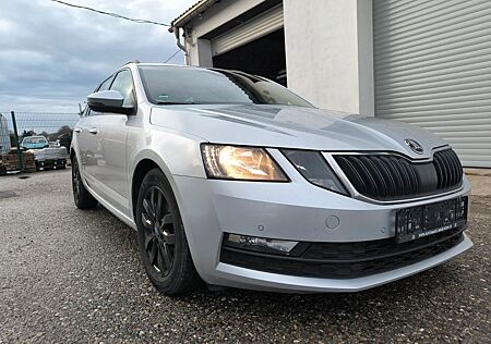 Skoda Octavia Combi Ambition 4x4, TÜV 6/26, EURO 6