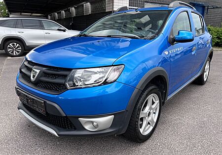 Dacia Sandero Stepway Klima El. Fenster Bluetooth USB