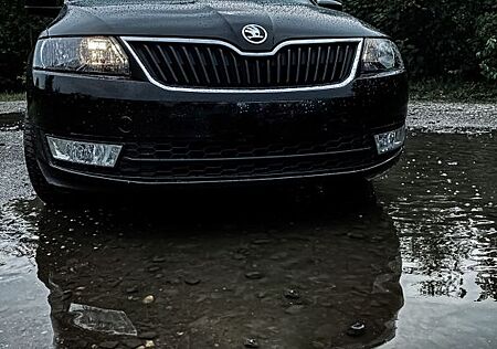 Skoda Rapid 1.2 TSI 77kW Ambition Spaceback Ambition