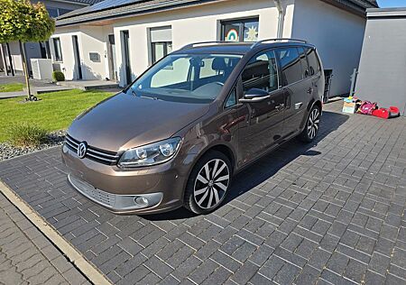 VW Touran Volkswagen 1.6 TDI Style Bluemotion