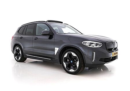 BMW iX3 High Executive 80 kWh [ 3-Fase ] {SOH-100%}