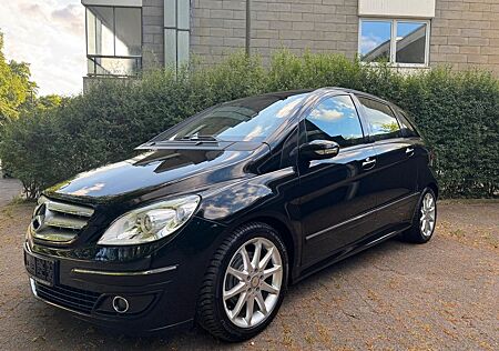 Mercedes-Benz 200 -Automatic-Tüv Neue