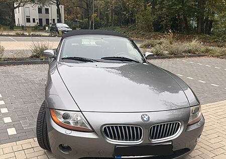 BMW Z4 3.0i -**2.Hand** HU 10/2024