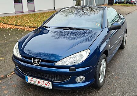 Peugeot 206 Cabriolet CC Platinum TÜV NEU Klima SHZ