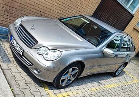 Mercedes-Benz C 220 CDI T Model CLASSIC w203