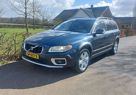 Volvo XC 70 XC70 2.4 D5 Momentum CLIMA/NAVI/XENON BJ 2008