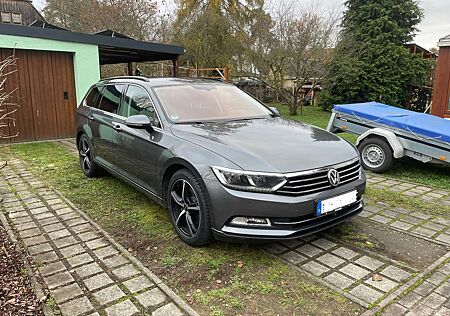 VW Passat Variant Volkswagen 2.0 TDI SCR DSG BlueMotion Co...