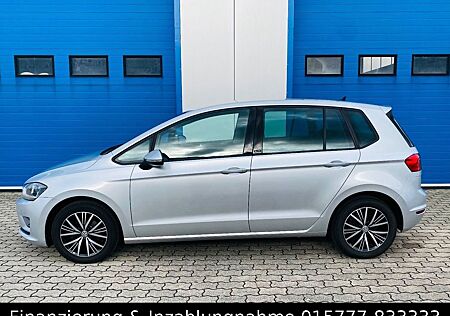 VW Golf Sportsvan Volkswagen VII Standheizung Navi 1 Hand