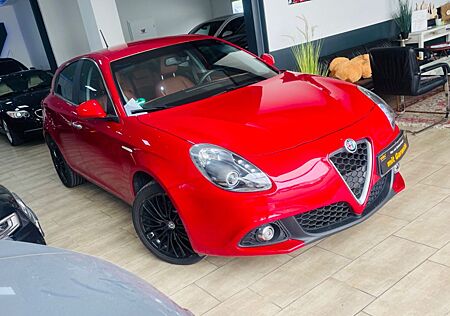 Alfa Romeo Giulietta Super/Leder/Navi/Xenon/Sitzheizung