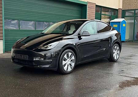 Tesla Model Y Long Range Dual Motor AWD 1Hd*MwSt