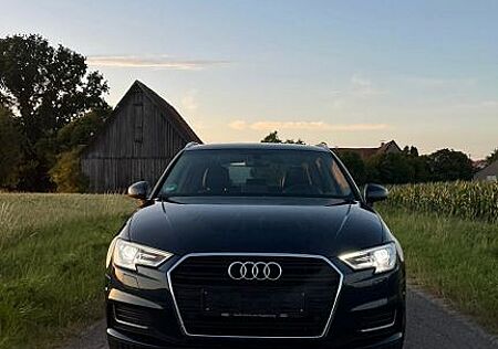 Audi A3 30 TDI Sportback -