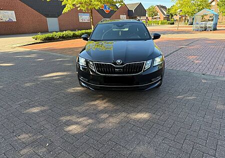 Skoda Octavia 2.0 TDI 110kW DSG Ultimate Combi Ult...