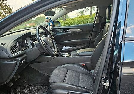 Opel Insignia 2.0 Diesel 125kW Dynamic Sports Tou...