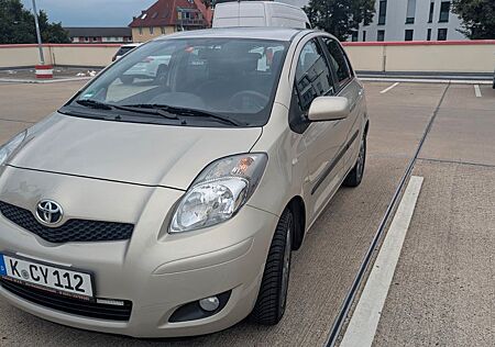 Toyota Yaris 1,33-l-Dual-VVT-i Multimode Life Life