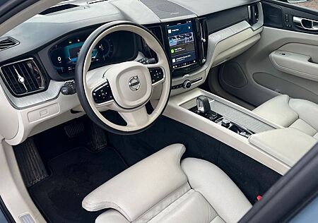 Volvo XC 60 XC60 B5 D Ultimate Dark AWD*360°*AHK*HUD*LUFT*