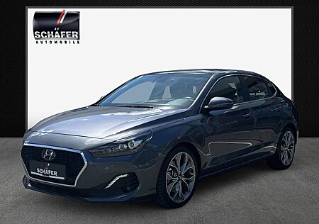 Hyundai i30 Fastback Premium Pano Sitzbelüft. LED Navi