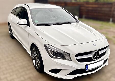 Mercedes-Benz CLA 180 Shooting Brake C Weiß Benzin
