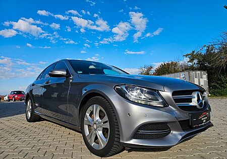 Mercedes-Benz C 220 Lim. BlueTec / d,SH,Sportsitze,Navi,LED,AHK