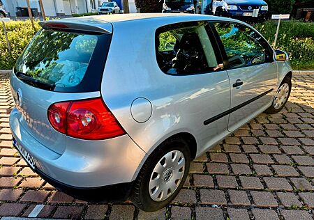 VW Golf Volkswagen V Lim. Trendline KLIMA 1HAND GARANTIE
