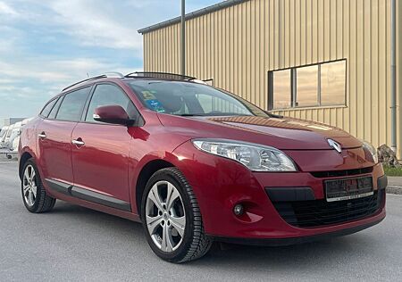 Renault Megane III Grandtour Dynamique*Pano*Leder*SHZ*