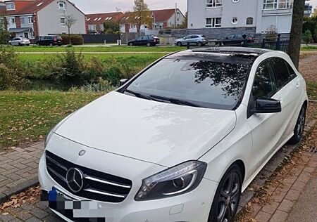 Mercedes-Benz A 180 W176