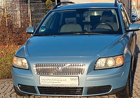 Volvo V50 Kombi 2.4 AUTOMATIK TÜV10/27