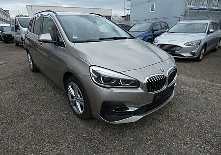 BMW 2er 220 d Gran Tourer xDrive Luxury "LED"Leder"Pano"