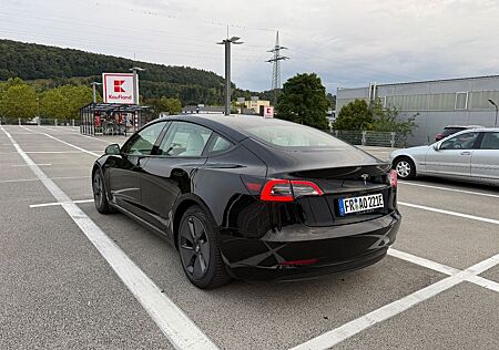 Tesla Model 3 gebraucht kaufen Tesla Model 3 Standard-Reichweite Plus - Hinterrad