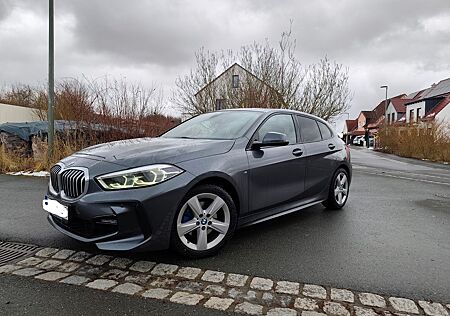BMW 116 M Paket, LED, Teilleder, Navi, Garantie, SHZ