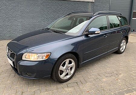 Volvo V50 2.0 MOMENTUM KLIMA PDC ALU DEUTSCHE BRIEF