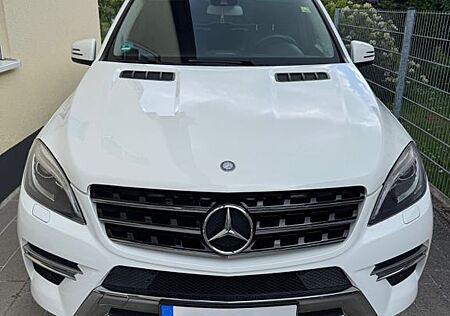 Mercedes-Benz ML 350 4MATIC -
