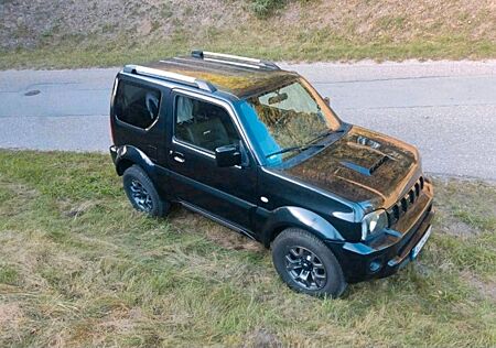Suzuki Jimny 1.3 4WD Style gepflegt rostfrei.