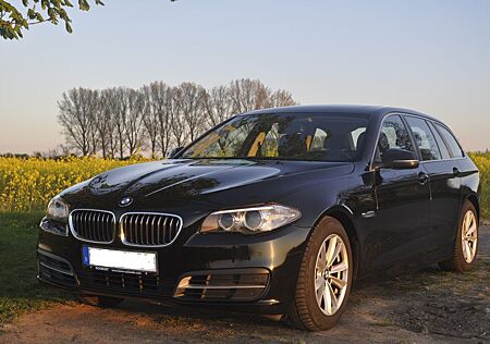 BMW 520d Touring -LCI,Panoramadach,Leder,Xenon,Euro6