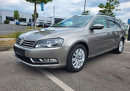 VW Passat Volkswagen 2.0.TDI. COMFORTLINE. NAVI. PDC. EURO-6
