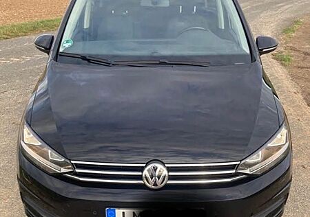 VW Touran Volkswagen 1.6 TDI SCR Comfortline BMT Comfortline