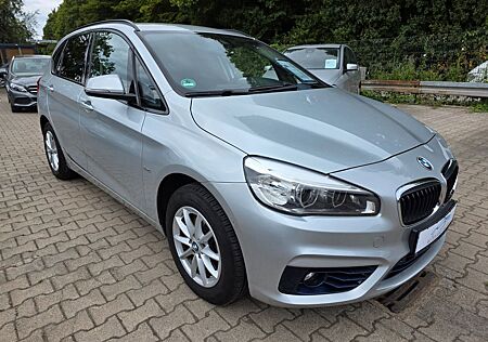 BMW 218i Active Tourer Sport Line/LED/Navi/PDC