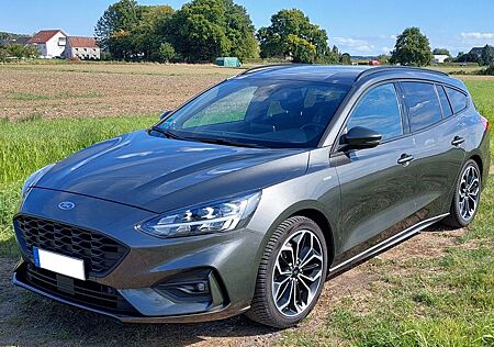 Ford Focus Turnier ST-Line ACC/LED/Navi/Kam./el.Heckk