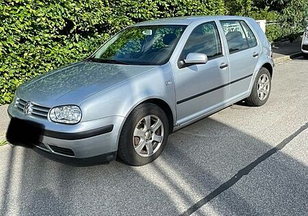 VW Golf Volkswagen 1.6 Trendline Variant Trendline