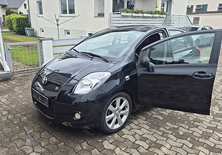 Toyota Yaris TS 1,8-l-Dual-VVT-i TS