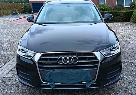 Audi Q3 2.0 TDI S tronic quattro sport sport