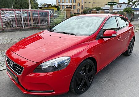 Volvo V40 1.6 T4 YOU! *AUTOMATIK*BI-XENON*TEMPOMAT*
