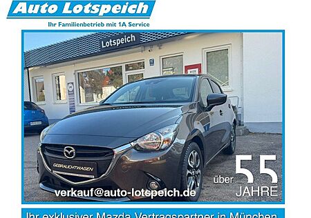 Mazda 2 SKYACTIV-G 90 Al-Nakama, Einpark Hinte