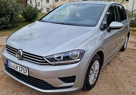 VW Golf Sportsvan Volkswagen Golf 7 Sportsvan 1.6 TDI