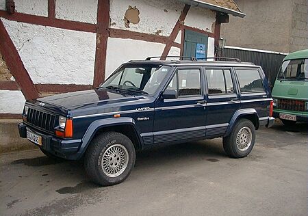 Jeep Cherokee - 4,0 - RHD - 2. Hd-rostfrei-Erstlack
