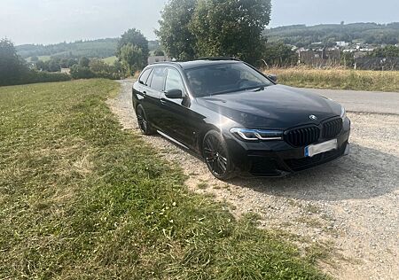 BMW 540d xDrive Touring A -