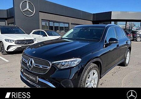 Mercedes-Benz GLC-Klasse GLC 200 4M Avantgarde Navi LED AHK Ambi Kamera