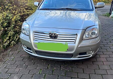 Toyota Avensis 2.0 VVT-I , Vollleder